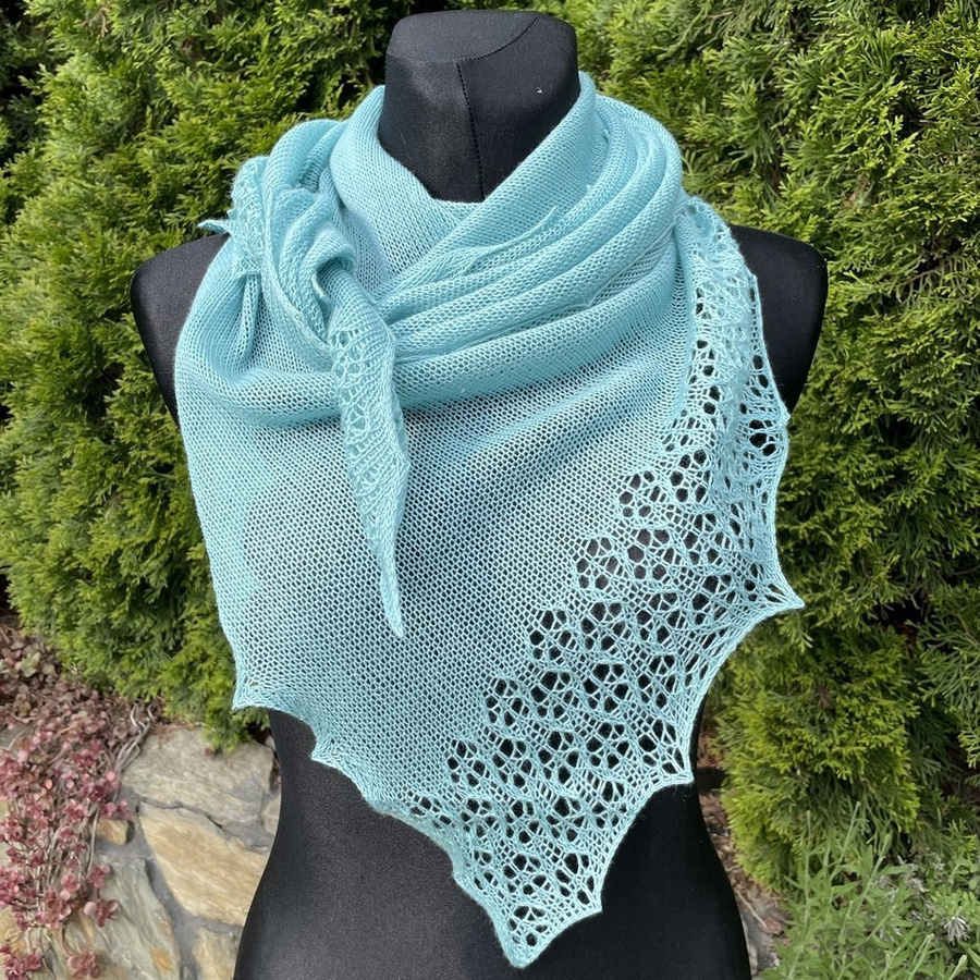 Chusta asymetryczna z ażurem Kaszmir, Jedwab, Alpaka Miętowa