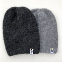 Ciepła czapka ręcznie robiona CHMURKA Alpaka 06 Antracyt