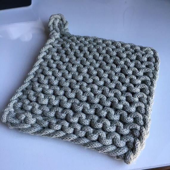 Ręcznie robiona Podkładka kawowa ze sznurka bawełnianego oliwka