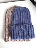 Ręcznie robiona czapka beanie MIRA 100% Merino plus moher i jedwab 13 dżins