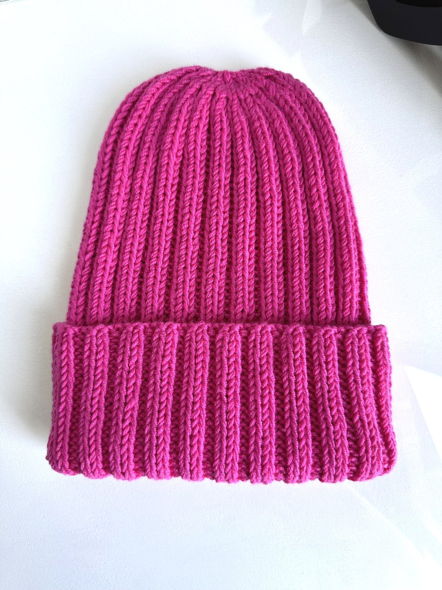 Wywijana czapka merino HELLI 100% Baby Merino 08 Fuksja