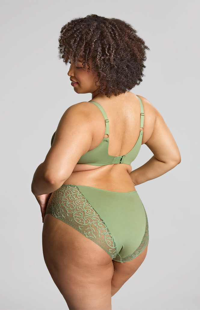 Figi Sculptresse by Panache ESTEL 9682 Deep Brief Sage