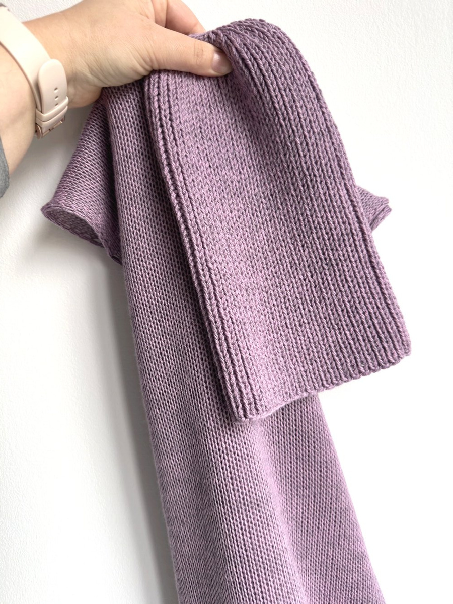 Ciepły i przytulny szal Nitkowe Love 30x180 cm 100% Baby Merino 21 czarny