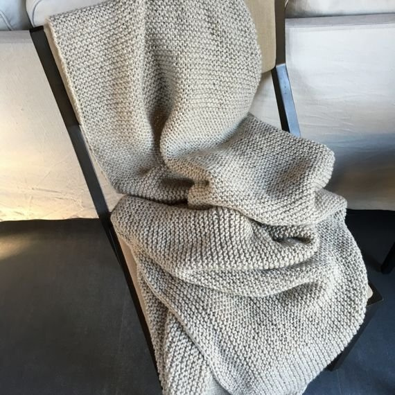 Ręcznie robiony Koc, gruby pled beżowy 130x160 cm