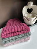 LAURIN Handgemachte Mütze aus 100% Alpaka 3770 Dunkelfuchsia