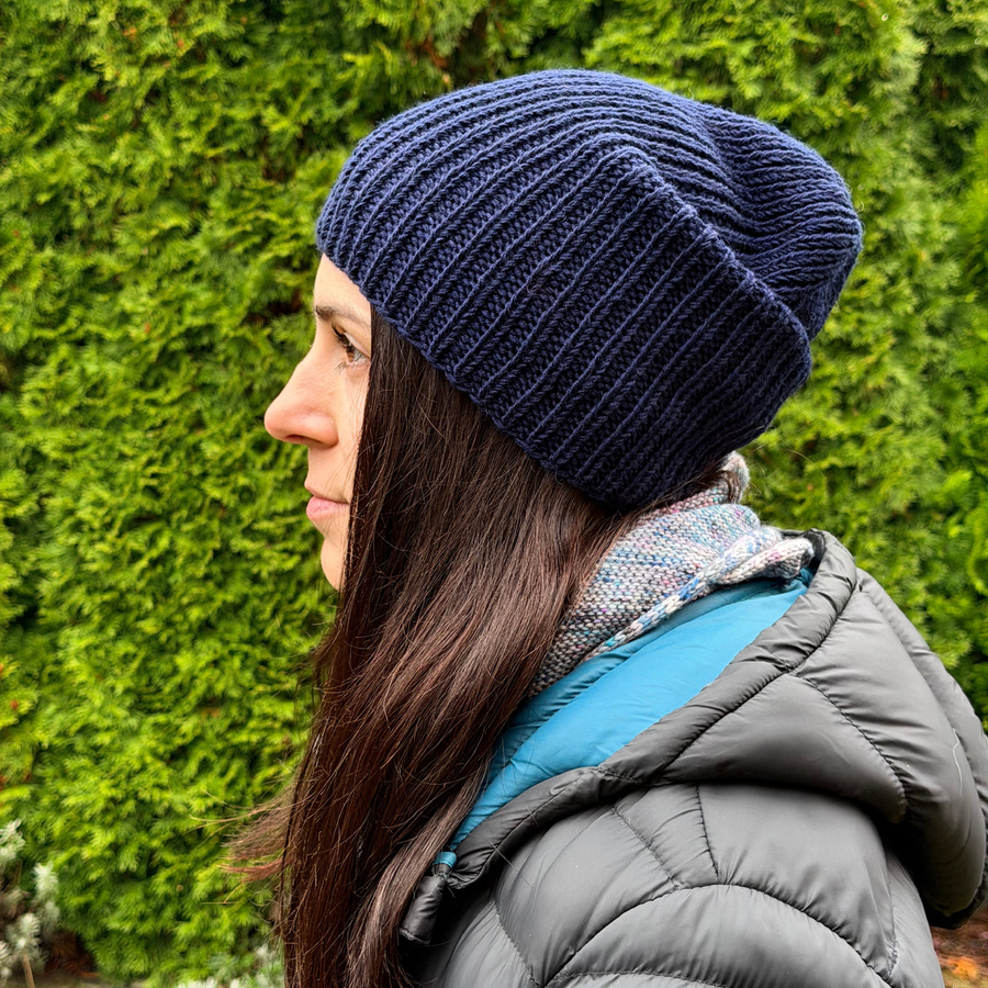 Czapka wełniana NANA 100% Baby Merino 13 Granatowy