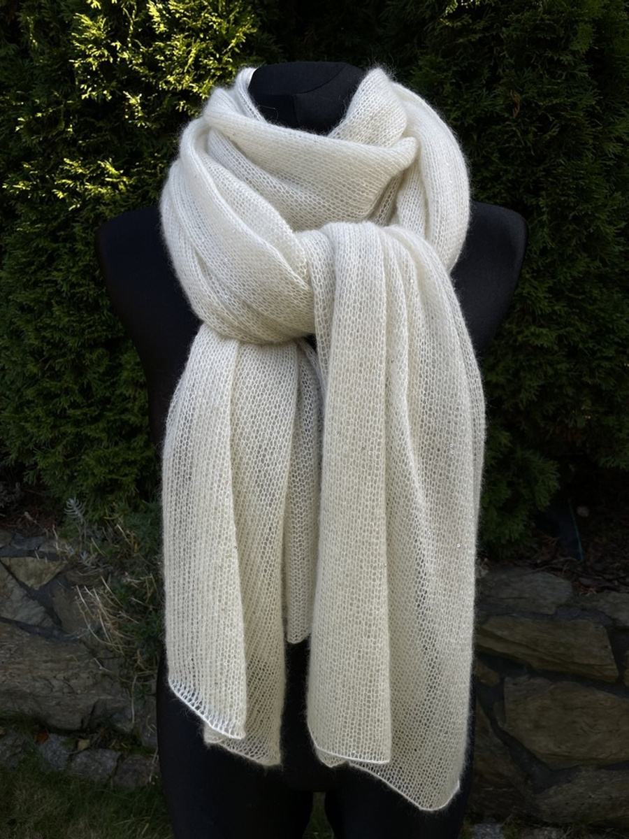 Delikatny i zwiewny szal moher z merynosem Ciemny Róż Pudrowy 60 x 180 cm